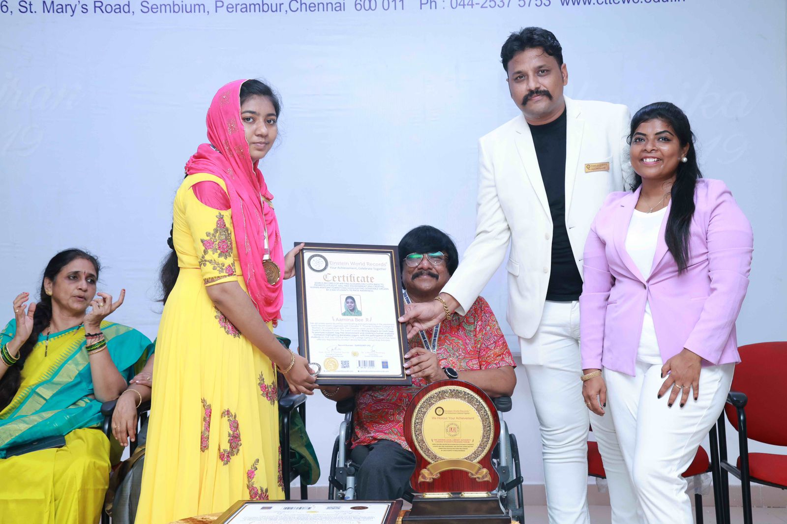 WORLD RECORD FOR WRITING SLOGANS ON CLOTH BAGS TO PROMOTE A PLASTIC BAG-FREE ENVIRONMENT AND CREATING HUMAN ANATOMY FORMATIONS HIGHLIGHTING DONATABLE ORGANS BY 2,500 STUDENTS TO RAISE AWARENESS